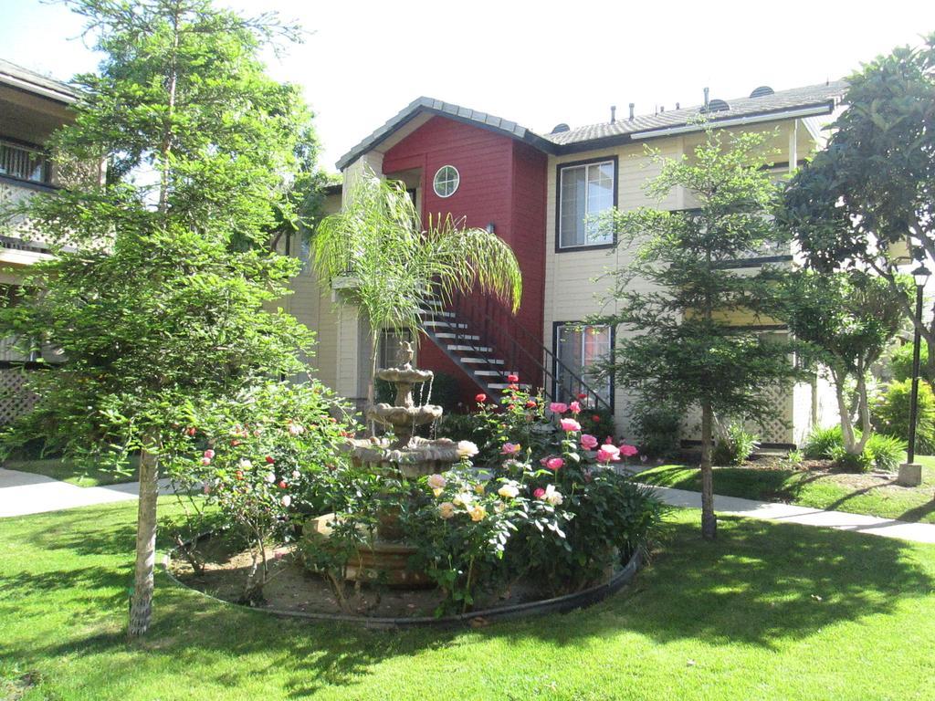 Whispering Meadows Apartments Bakersfield Luaran gambar