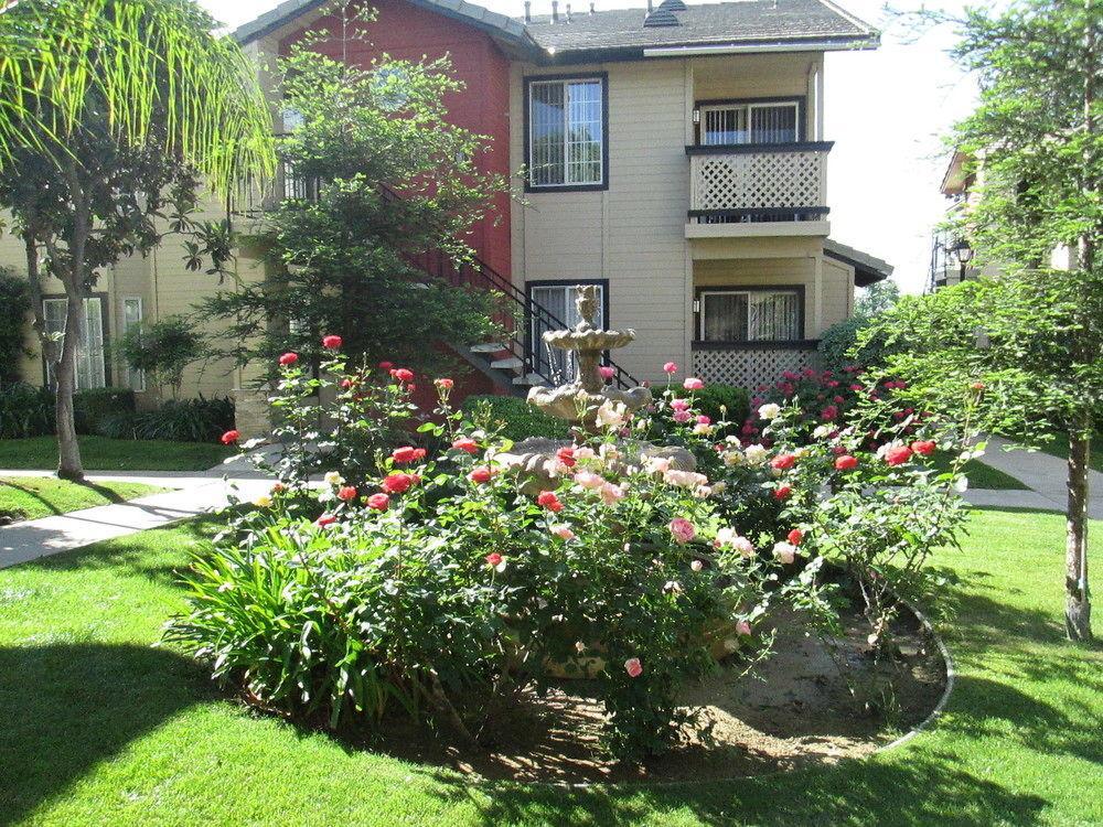 Whispering Meadows Apartments Bakersfield Luaran gambar