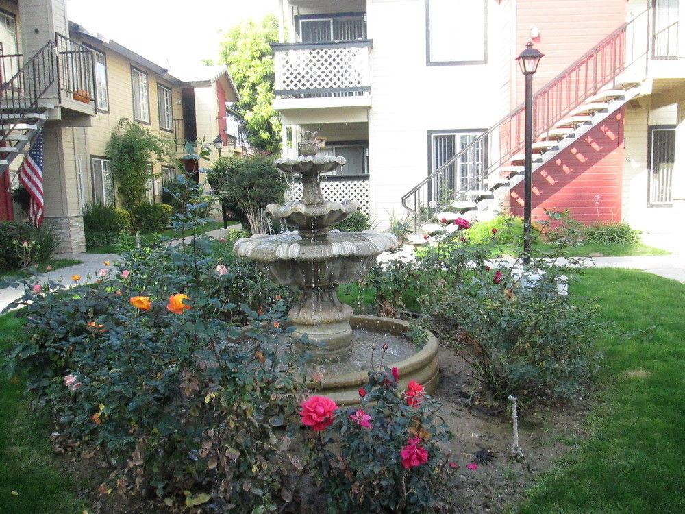Whispering Meadows Apartments Bakersfield Luaran gambar