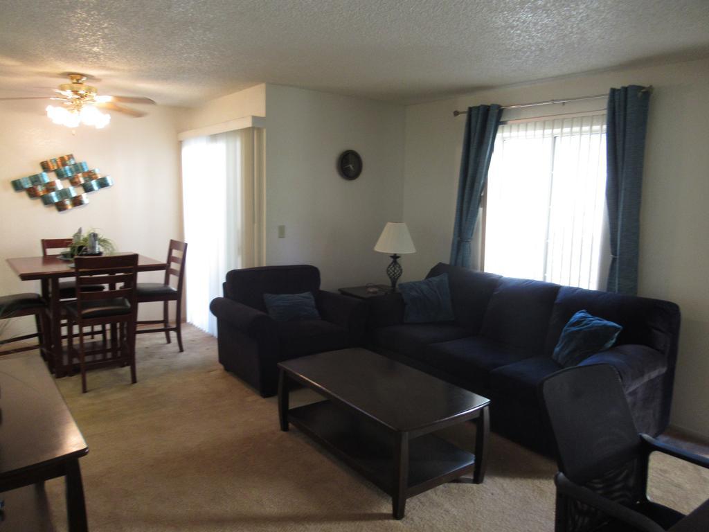 Whispering Meadows Apartments Bakersfield Luaran gambar