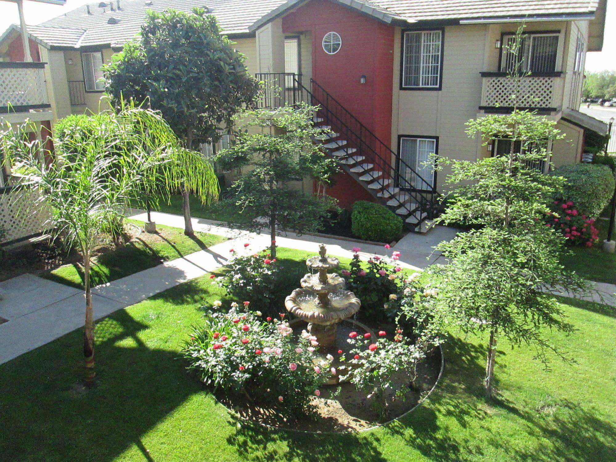 Whispering Meadows Apartments Bakersfield Luaran gambar