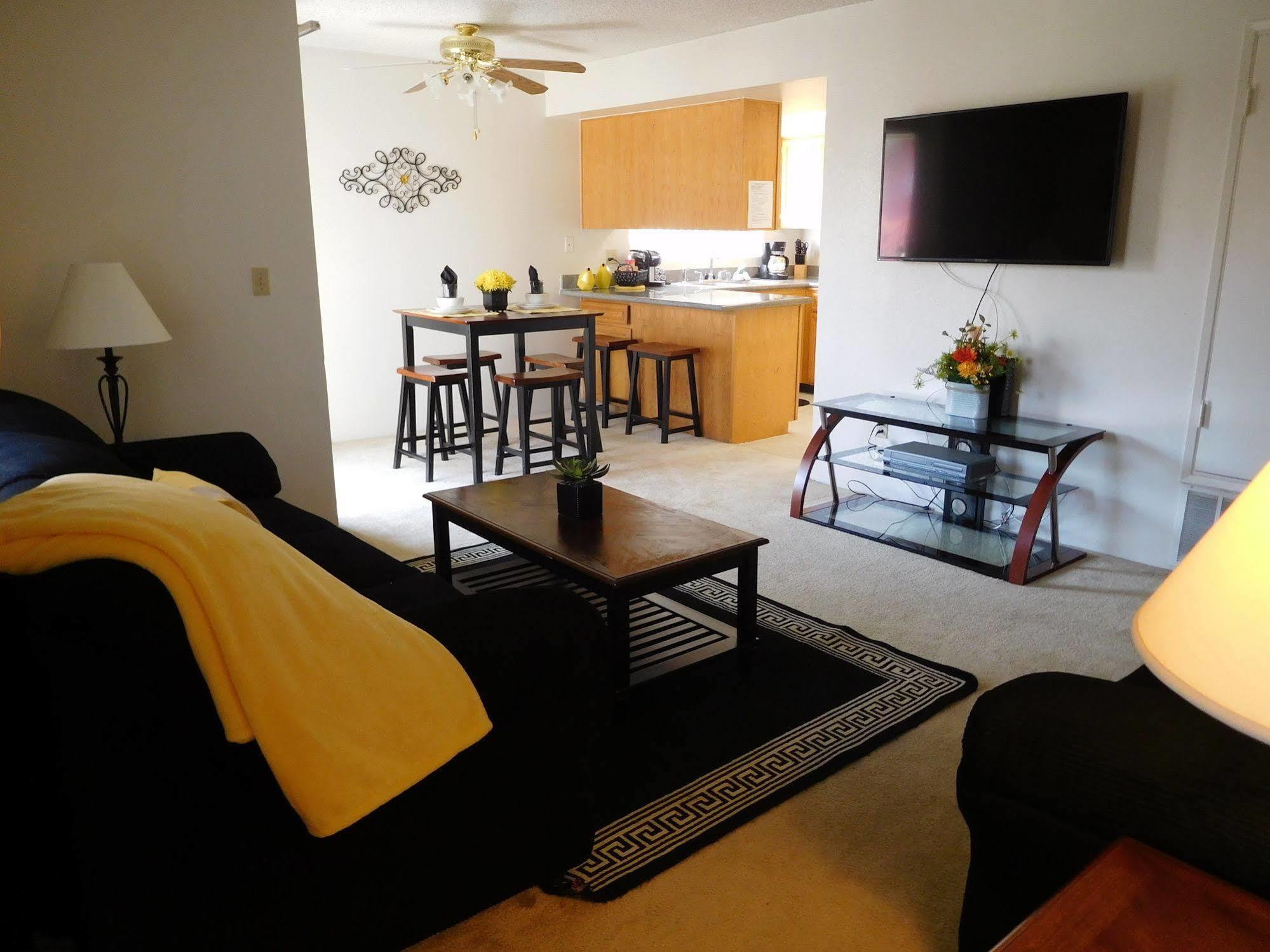 Whispering Meadows Apartments Bakersfield Luaran gambar