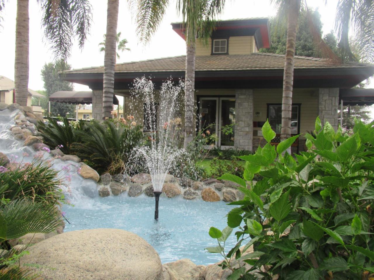 Whispering Meadows Apartments Bakersfield Luaran gambar